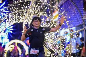 BIB: 5228
                            <button type="button" onclick="openModal(24875331)" class="btn btn-primary btn-sm float-right btn-popup" data-toggle="modal" data-target=".modal-high-quality">
                        <i class="fas fa-shopping-cart"></i> Add to Cart
                    </button>
                                            <button type="button" onclick="isThisMe(24875331, true)" class="btn btn-success btn-sm float-right btn-popup btn-isme hidden" data-toggle="tooltip" data-placement="bottom" title="นี่คือรูปของคุณใช่ไหม คลิกที่นี่เพื่อเอาเข้าอัลบั้ม">
                        <i class="fas fa-plus"></i> Add to album
                    </button>
                    <button type="button" onclick="isThisMe(24875331, false)" class="btn btn-warning btn-sm float-right btn-popup btn-isnotme hidden">
                        <i class="fas fa-ban"></i> Remove from album
                    </button>